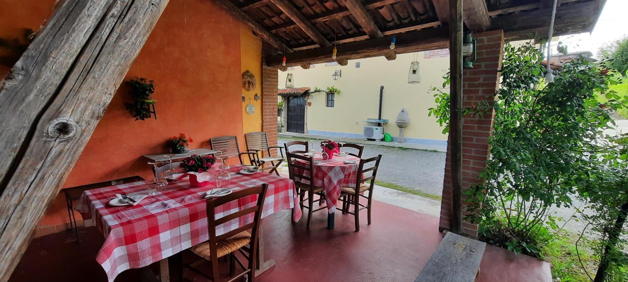 Ca Trifolera Barbaresco - Romantico Cascinale Con Antica Cantina Nel Cuore Delle Langhe - Degustazione Vini Nella Nostra Cantina Экстерьер фото