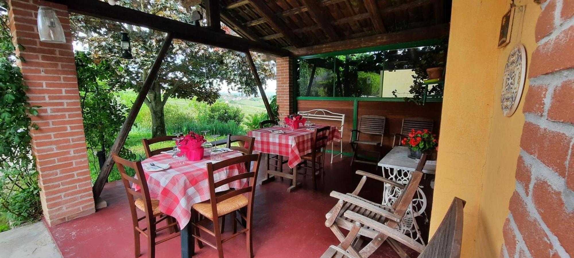 Ca Trifolera Barbaresco - Romantico Cascinale Con Antica Cantina Nel Cuore Delle Langhe - Degustazione Vini Nella Nostra Cantina Экстерьер фото