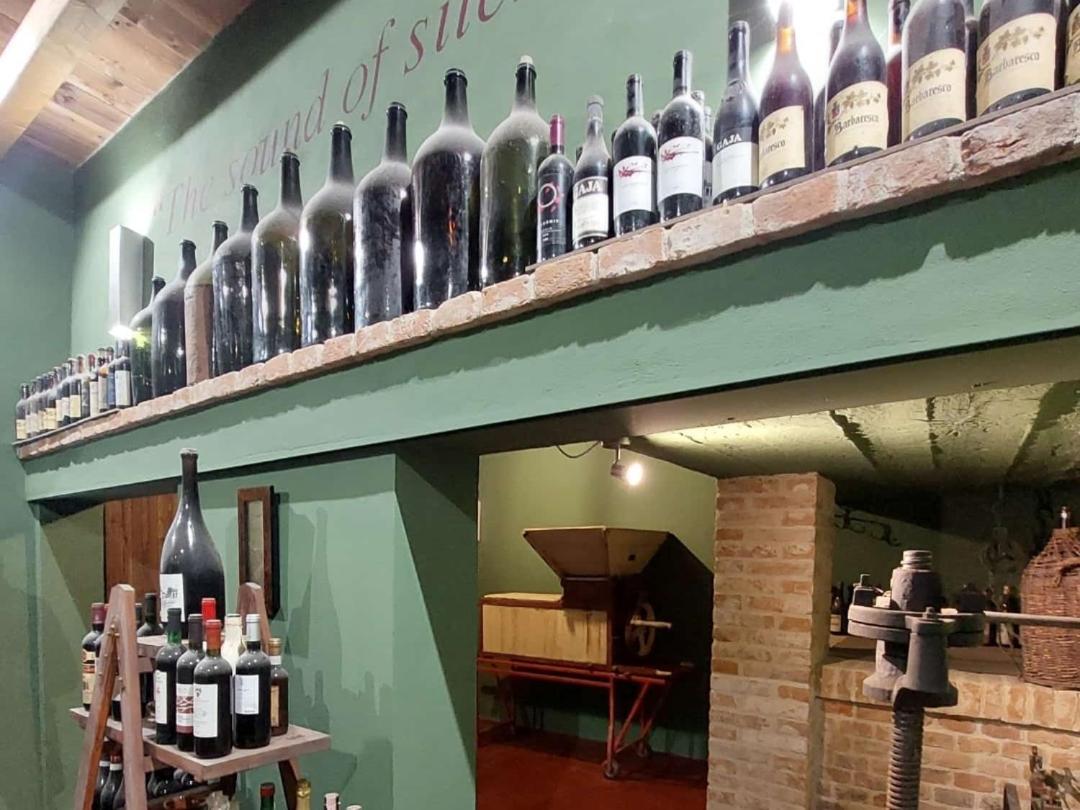 Ca Trifolera Barbaresco - Romantico Cascinale Con Antica Cantina Nel Cuore Delle Langhe - Degustazione Vini Nella Nostra Cantina Экстерьер фото